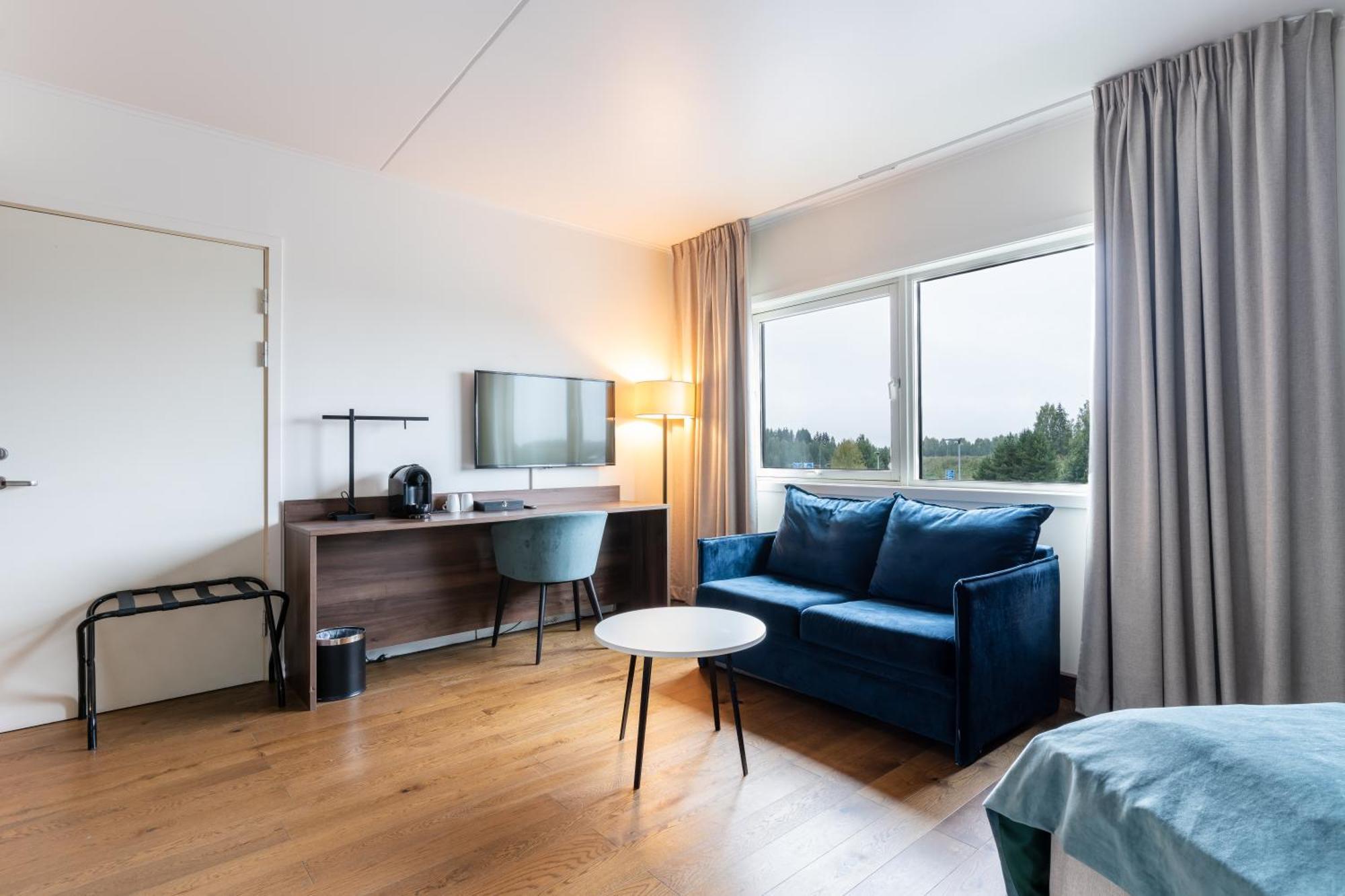 Deluxe Double,1615646907:JPEG